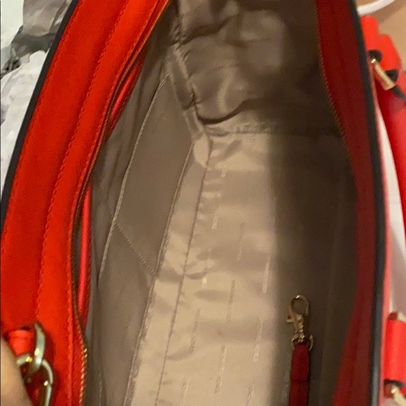 MK satchel Bag - Picture 2 of 4